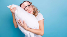 Αϋπνία: Αυτό το ηρεμιστικό κόλπο έχει καλύτερα αποτελέσματα από τη μελατονίνη – Δοκιμάστε το