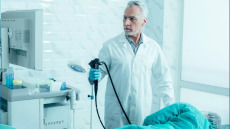 Καρκίνος παχέος εντέρου: Πόσα χρόνια μετά την πρώτη κολονοσκόπηση συστήνεται η δεύτερη;