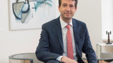 Ελβετία: Πέθανε ξαφνικά, ενώ έκανε πεζοπορία, ο 55χρονος αντικαγκελάριος Αντρέ Σιμονάτσι