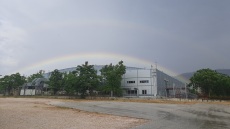 Γουδή: Το σπάνιο τριπλό ουράνιο τόξο - Πώς εξηγεί το φαινόμενο ο Θοδωρής Κολυδάς