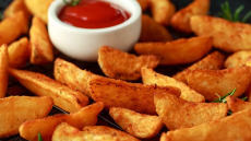 Τα υπερ-επικίνδυνα τρόφιμα που αυξάνουν τον κίνδυνο πρόωρου θανάτου – Πόσες μερίδες την ημέρα απειλούν την υγεία