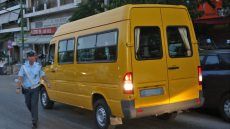 Θεσσαλονίκη: Οδηγός σχολικού λεωφορείου οδηγούσε χωρίς δίπλωμα - Του επιβλήθηκε και διοικητικό πρόστιμο για αλκοόλ