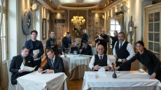 Aleria: Η μπριγάδα του σέρβις που δίνει σάρκα και οστά στη fine dining εμπειρία