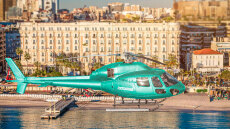 Κάννες: Άνοιξε το Nammos των 50 εκατ. ευρώ - Θα μεταφέρει τους VIP πελάτες του με lear jet και ελικόπτερα