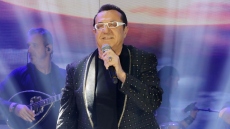 Λευτέρης Πανταζής: Με φάγανε όταν είπα το Breathless, ένας Άγγλος τα ελληνικά τραγούδια πώς θα τα έλεγε;