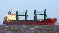 Ελληνόκτητο πλοίο δέχθηκε πυραυλική επίθεση από τους Χούθι