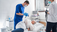 Γαστροσκόπηση – Kολονοσκόπηση: Πότε συστήνονται οι ενδοσκοπικές εξετάσεις – Τι ισχύει για τους πολύποδες