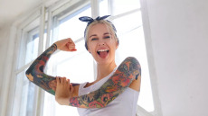 Τατουάζ: Για ποιον τύπο καρκίνου αυξάνoυν κατά 21% τον κίνδυνο νόσου