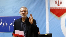 Ιράν: Ο μετριοπαθής Αλί Λαριτζανί έθεσε υποψηφιότητα για την προεδρία της χώρας