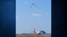 Σύγκρουση αεροσκαφών σε αεροπορικό σόου στην Πορτογαλία, νεκρός ένας πιλότος - Δείτε βίντεο