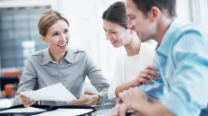 Οι «γκρίζες ζώνες» στα ασφαλιστικά προγράμματα υγείας – Τι να προσέξετε