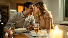 Οι τροφές και τα βότανα που απογειώνουν τη λίμπιντο