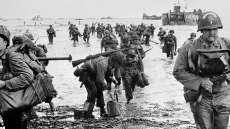 D-Day: 80 χρόνια από την απόβαση των Συμμάχων στη Νορμανδία - Οι σκληρές μάχες και η σημασία για τον Β΄ Παγκόσμιο Πόλεμο