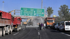 Ισθμός: Έκτακτες ρυθμίσεις για την έξοδο, δόθηκαν 3 λωρίδες προς Κόρινθο - Εστάλη 112: Ξεκινήστε αργότερα για να αποφύγετε την ταλαιπωρία