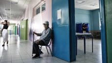 Ευρωεκλογές 2024: Προς ρεκόρ η αποχή- Στις 17:30 η συμμετοχή ήταν 32,9% ενώ τον περασμένο Ιούνιο ήταν στο 48%