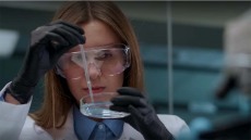 Eλληνική φαρμακοβιομηχανία: Εγχώριες επενδύσεις, διεθνής αναγνώριση – Ποια εταιρία ηγείται της επενδυτικής και ερευνητικής κούρσας