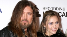 Μάιλι Σάιρους: Μίλησε για τη σχέση με τον πατέρα της - Κληρονόμησα τον ναρκισσισμό από εκείνον, είπε 