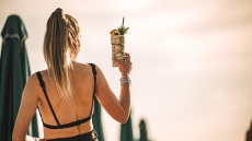 Oι μέρες και οι νύχτες στο Bloom στη Βούλα, γράφουν και ιστορία και… stories 