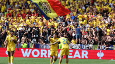 Euro 2024: Μοντάζ ότι οι Ρουμάνοι οπαδοί φώναζαν προς τους Ουκρανούς - Τι πραγματικά συνέβη