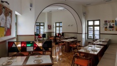 Ateno: Μια βραδιά στον πεζόδρομο της Αιόλου