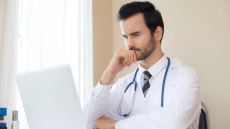 Ογκολογικοί ασθενείς: Πόσα δισεκατομμύρια ευρώ κοστίζει η θεραπεία τους στην Ελλάδα