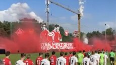 Από τύχη αποφεύχθηκε ασύλληπτη τραγωδία σε φιλικό παιχνίδι στην Ολλανδία - Δείτε βίντεο