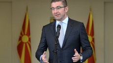 Ψήφο εμπιστοσύνης έλαβε η κυβέρνηση Μίτσκοσκι - Oρκίστηκε στο συνταγματικό όνομα της χώρας