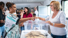 Κάλπες στη Γαλλία σήμερα, σε επικίνδυνη ακροδεξιά στροφή η χώρα