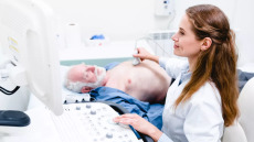 Καρδιά: Με αδιάγνωστη βαλβιδοπάθεια ένας στους τέσσερις «υγιείς» 60χρονους – Μελέτη με ελληνική υπογραφή