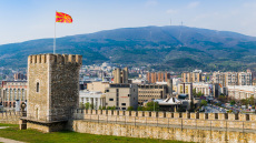 Η ιστορία της γλώσσας των Σκοπίων και γιατί δεν πρέπει να λέγεται μακεδονική