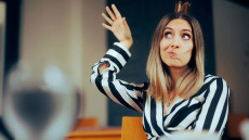 Μήπως είστε το αντίθετο του ναρκισσιστή; Τα χαρακτηριστικά που το προδίδουν