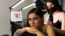 Βρέθηκαν επικίνδυνα βακτήρια σε μελάνια τατουάζ – Τι κινδύνους κρύβουν