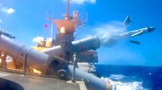 Πολεμικό Ναυτικό: Εντυπωσιακό βίντεο από βολές πλοίων στο Ιόνιο