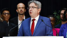 Γαλλικές εκλογές - Μελανσόν: Ο Μακρόν να μας καλέσει να κυβερνήσουμε