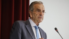 Ο Σαμαράς ζητά να αποκαλυφθεί η ταυτότητα του «Μάξιμου Σαράφη» και της «Αικατερίνης Κελέση» της υπόθεσης Novartis