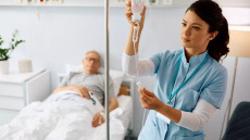 Κορωνοϊός: Euro και Ολυμπιακοί αγώνες εκτοξεύουν τα κρούσματα – Πότε θα κορυφωθεί η έξαρση στην Ελλάδα