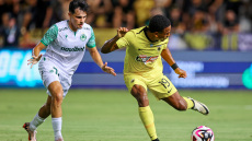 Ομόνοια και ΑΕΚ έμειναν στο 1-1 στην Κύπρο - Ντεμπούτο για Στρακόσα, Κοϊτά - Δείτε τα γκολ 