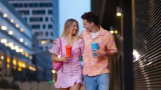 Πόσο διαφορετικός είναι ο έρωτας στην εποχή της Gen Z – Τι έχει αλλάξει και γιατί δεν το καταλαβαίνουμε