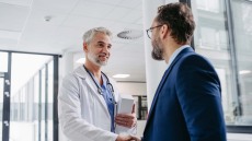 Διοικητές ΕΣΥ: Οι επιτυχόντες του διαγωνισμού που θα αξιολογήσει ο Άδωνις