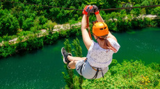 Ανακαλύψτε τη νο1 συναρπαστική δραστηριότητα για τολμηρούς και περιπετειώδεις τύπους