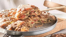 18 πεντανόστιμες πίτες με άρωμα καλοκαιριού