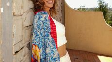 Μπέττυ Μαγγίρα: Οι φωτογραφίες με τις κόρες της - Έτοιμες για συγκρότημα, γράφει