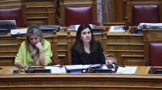 Βουλή: Υπερψηφίστηκε στην επιτροπή το νομοσχέδιο για το ψηφιακό σχολείο