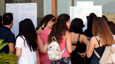 Εκτιμήσεις για τις βάσεις σε 100 δημοφιλείς σχολές: Ποιες θα ανέβουν και ποιες θα πέσουν 