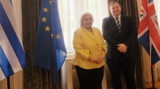 Με τον Βρετανό υφυπουργό Εξωτερικών Στίβεν Ντόιτι συναντήθηκε η Αλεξάνδρα Παπαδοπούλου