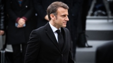 Η Γαλλία θα αυξήσει και θα επιταχύνει τις παραγγελίες των Rafale, λέει ο Μακρόν