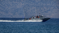 Σύμη: Επεισοδιακή καταδίωξη ταχύπλοου που μετέφερε μετανάστες από την Τουρκία