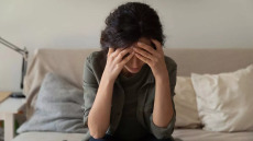 Ο θλιβερός παράγοντας που επιταχύνει τη γήρανση