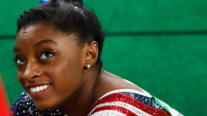Simone Biles: Πέντε μαθήματα ζωής για το ψυχικό σθένος από τη 27χρονη – «φαινόμενο της ενόργανης»
