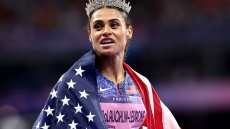 Ολυμπιακοί Αγώνες 2024: Παγκόσμιο ρεκόρ και χρυσό για την ΜακΛάφλιν στα 400μ εμπόδια - Βίντεο 